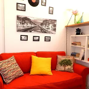 Youhosty - Mercato Dx 16 Appartement