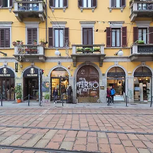 Primopiano - Colonne 16 Milán